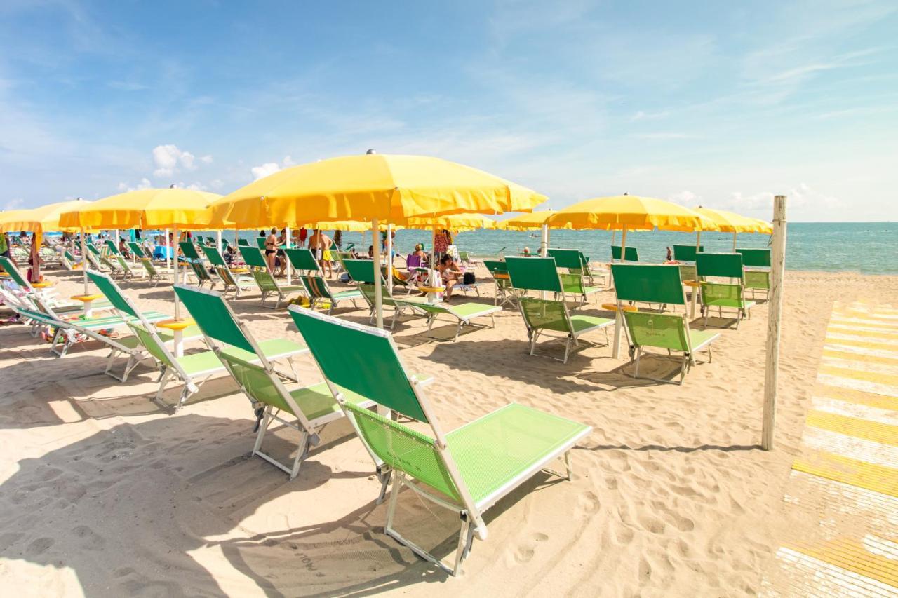 Meridiana Family & Nature Hotel Marina Romea Exterior foto